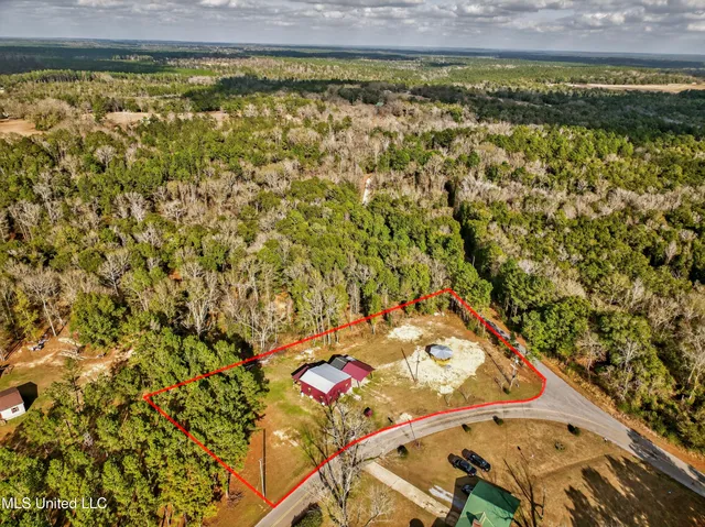 $185,000 | 212 Gordon Road, Lucedale, MS 39452