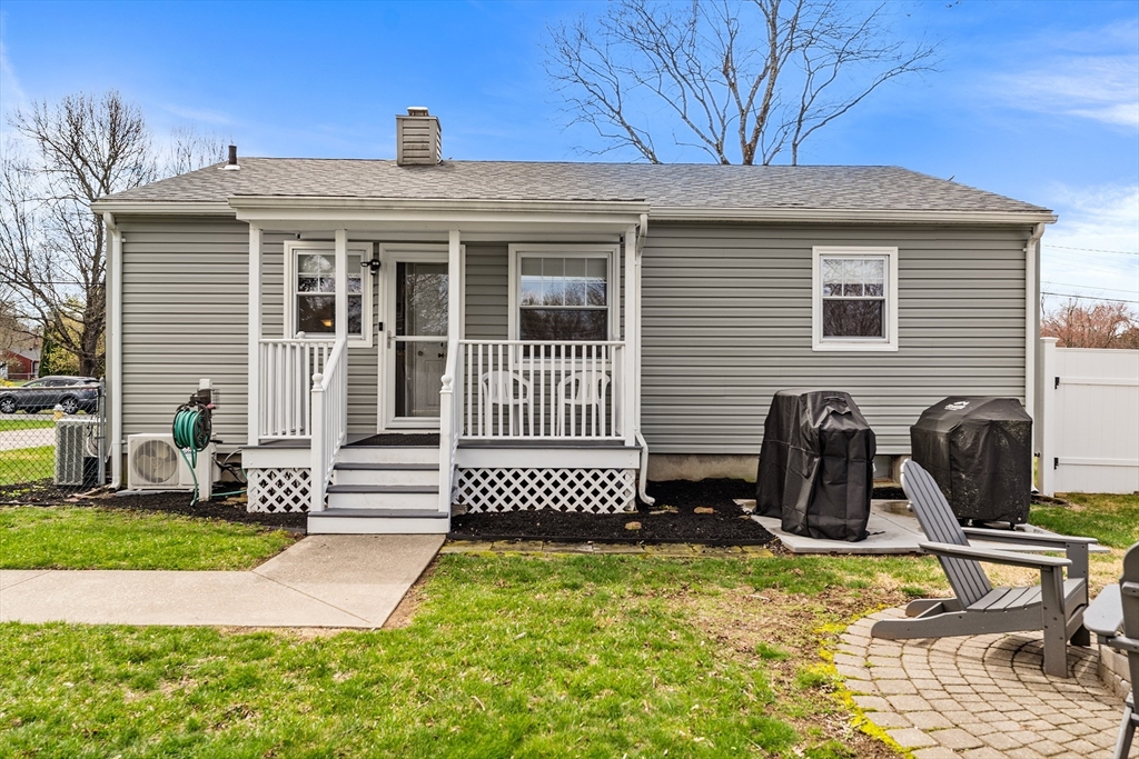 64 Rochford Circle Springfield, MA 01128 - Photo 30 of 36