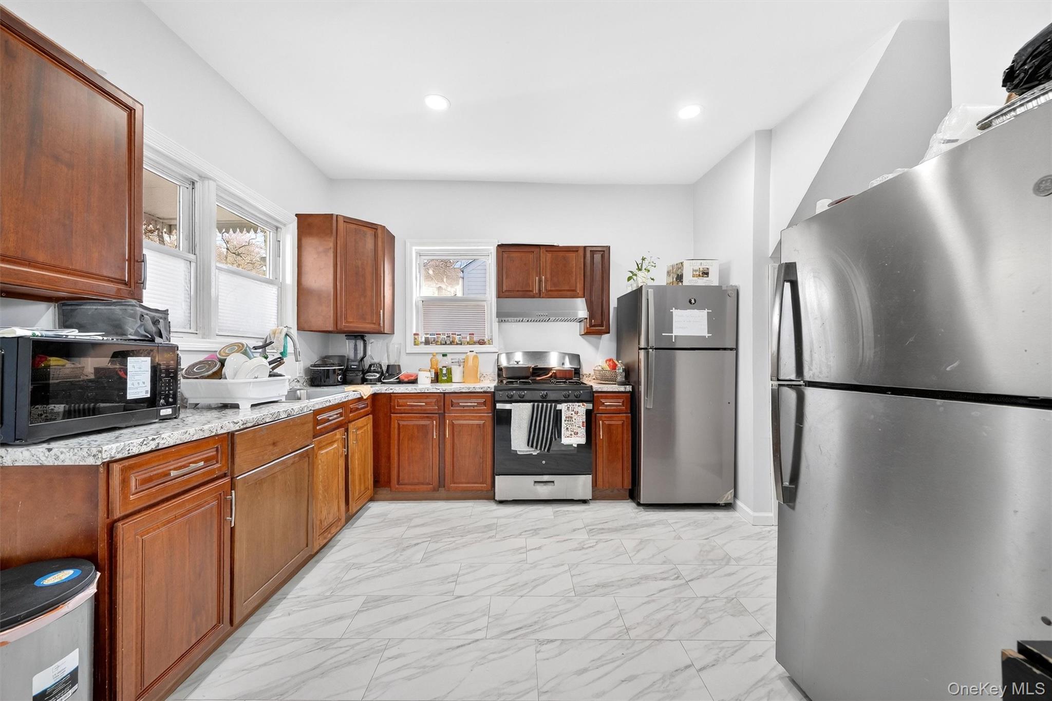 1106 Orchard Street Peekskill, NY 10566 - Photo 12 of 32