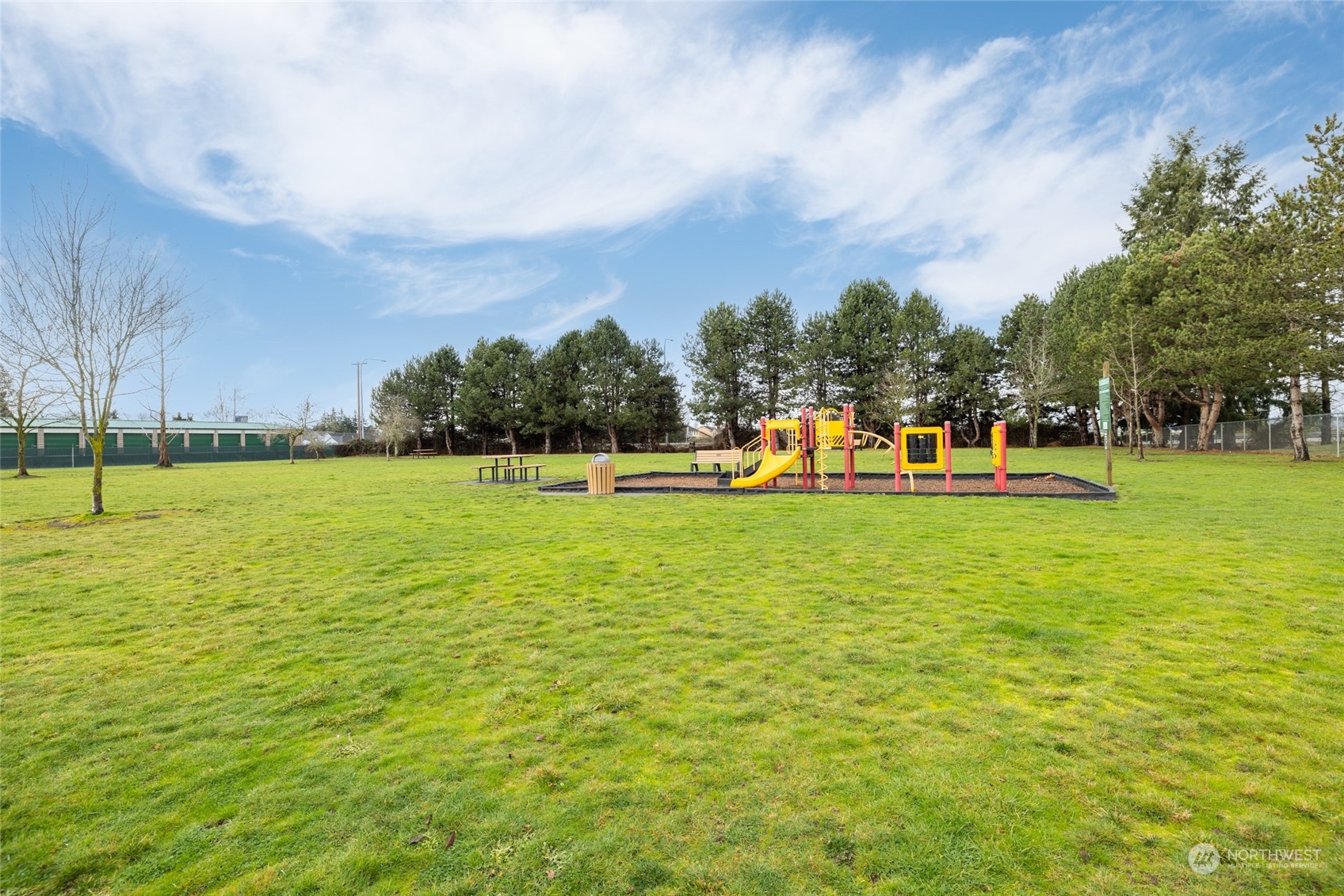 422 Simons Avenue Burlington, WA 98233 - Photo 20 of 21 a view of a golf course with a lake