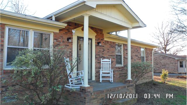 342 Jim Courtney Road Portland, TN 37148 - Photo 2 of 9 Front of Home