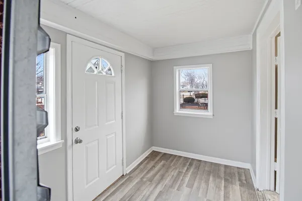 $220,000 | 107 North State Street, Aurora, IL 60505