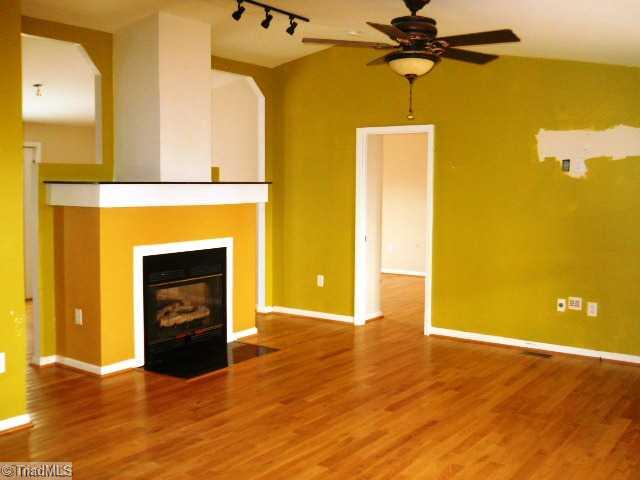 541 Eli Smith Road Elkin, NC 28621 - Photo 2 of 11 Living Room.