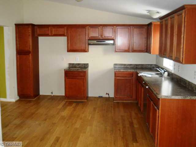 541 Eli Smith Road Elkin, NC 28621 - Photo 4 of 11 Kitchen.