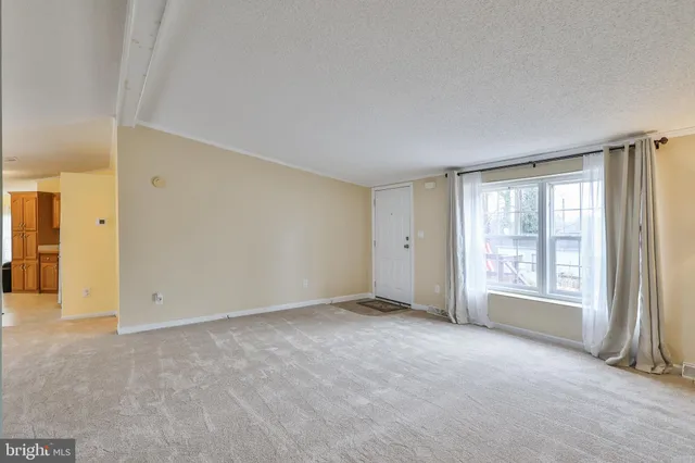 $189,900 | 6 Dogwood Lane, Quakertown, PA 18951