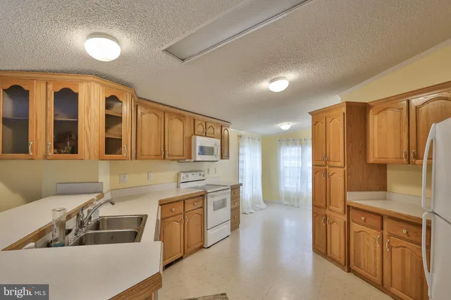 $189,900 | 6 Dogwood Lane, Quakertown, PA 18951