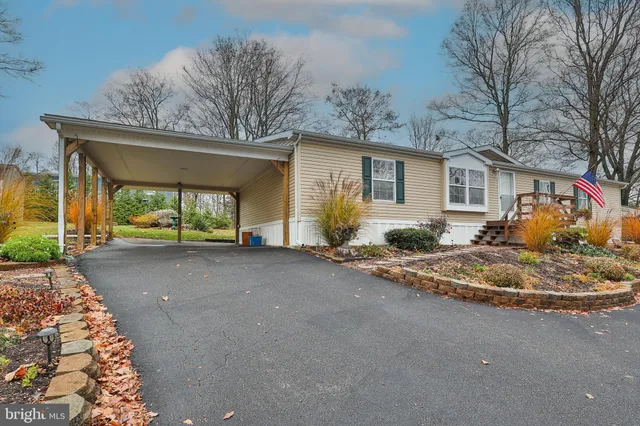 $189,900 | 6 Dogwood Lane, Quakertown, PA 18951