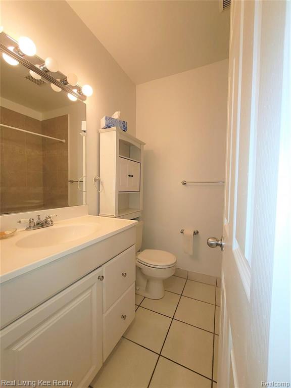 749 West Maple Road Clawson, MI 48017 - Photo 6 of 13