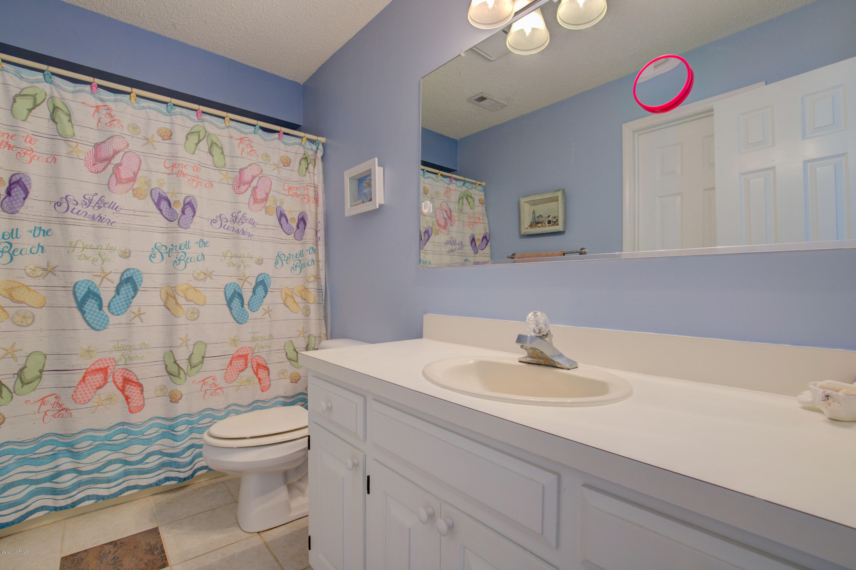 2280 New River Inlet Road, Unit 2 North Topsail Beach, NC 28460 - Photo 19 of 31 2280-2 NRIR - Interiors_18