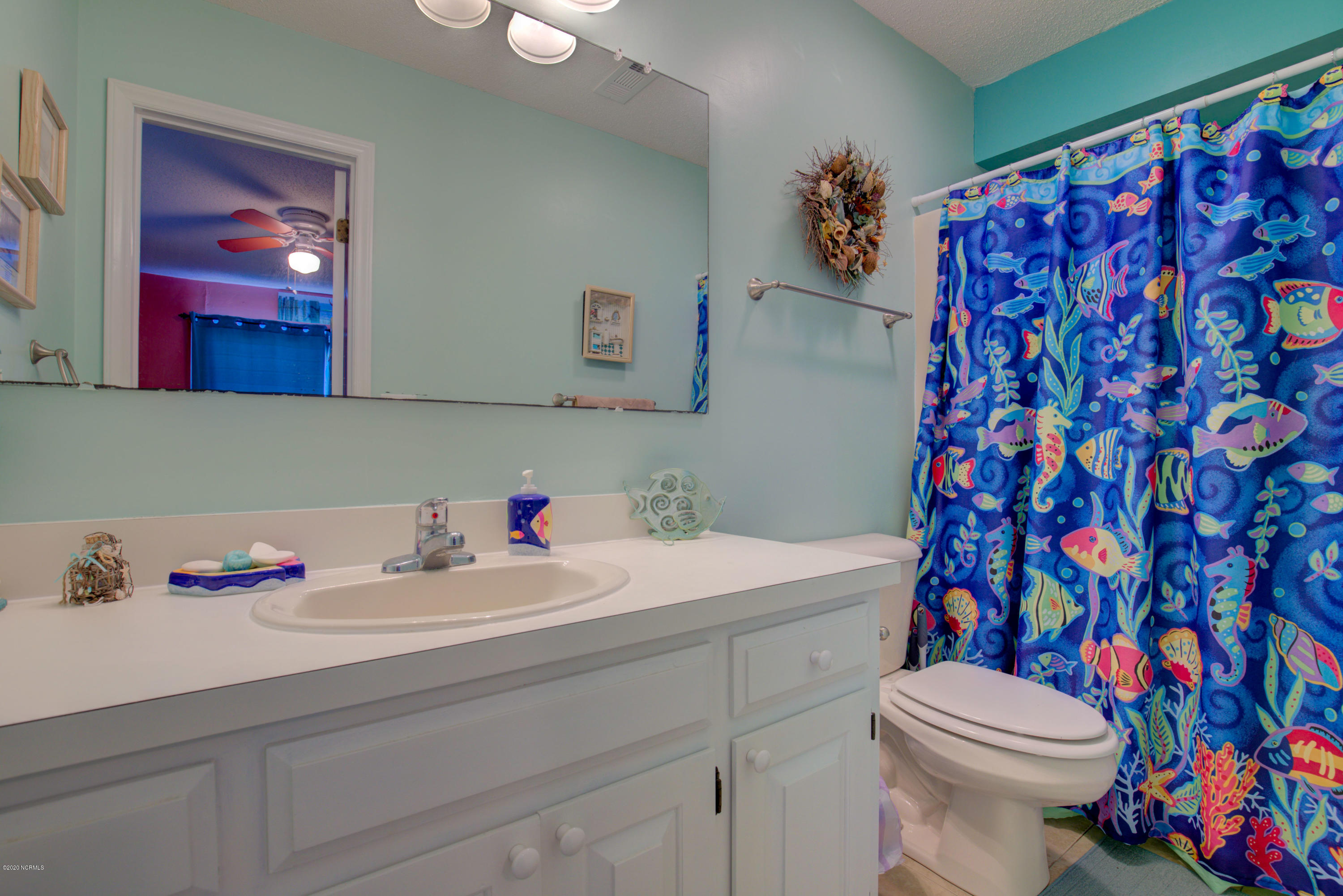 2280 New River Inlet Road, Unit 2 North Topsail Beach, NC 28460 - Photo 20 of 31 2280-2 NRIR - Interiors_17