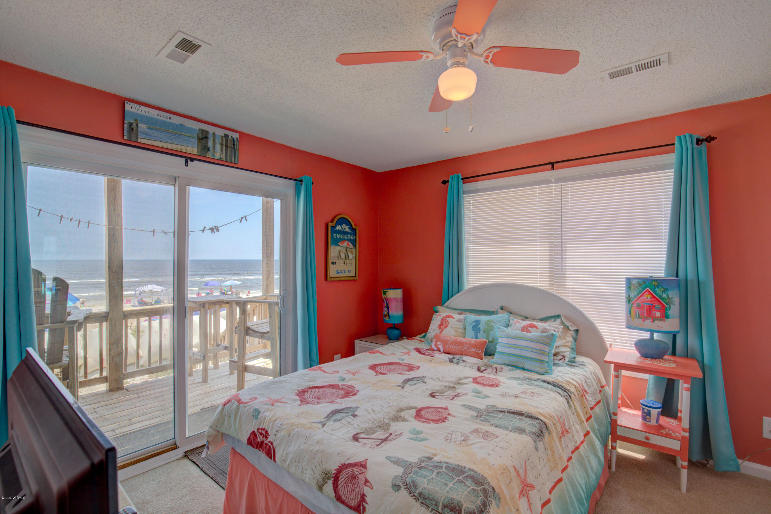 2280 New River Inlet Road, Unit 2 North Topsail Beach, NC 28460 - Photo 21 of 31 2280-2 NRIR - Interiors_15