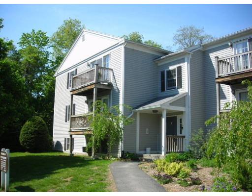 44 Evergreen Road, Unit 202 Northampton, MA 01053 - Photo 1 of 1