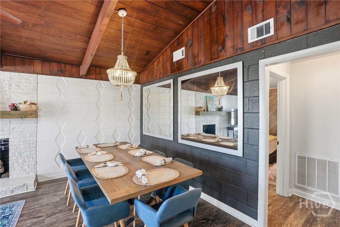 243 East 1st Street Midway, GA 31320 - Photo 11 of 35