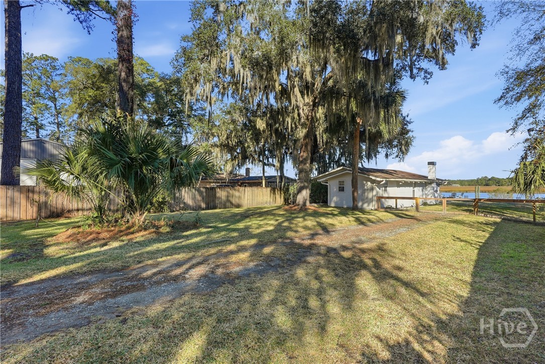 243 East 1st Street Midway, GA 31320 - Photo 30 of 35