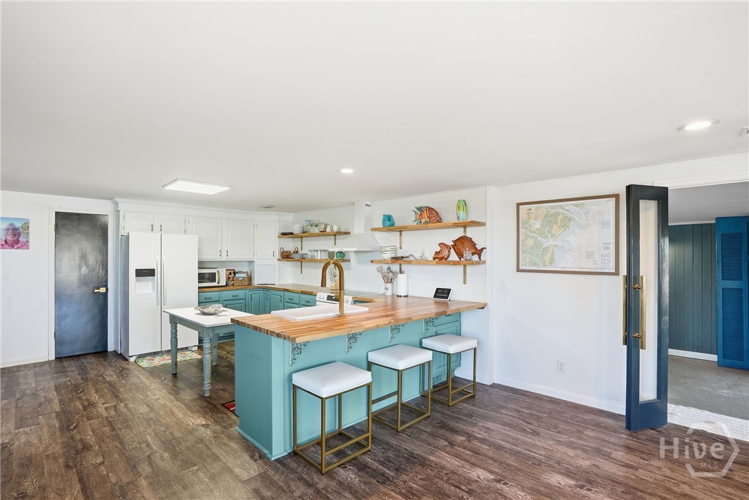 243 East 1st Street Midway, GA 31320 - Photo 6 of 35