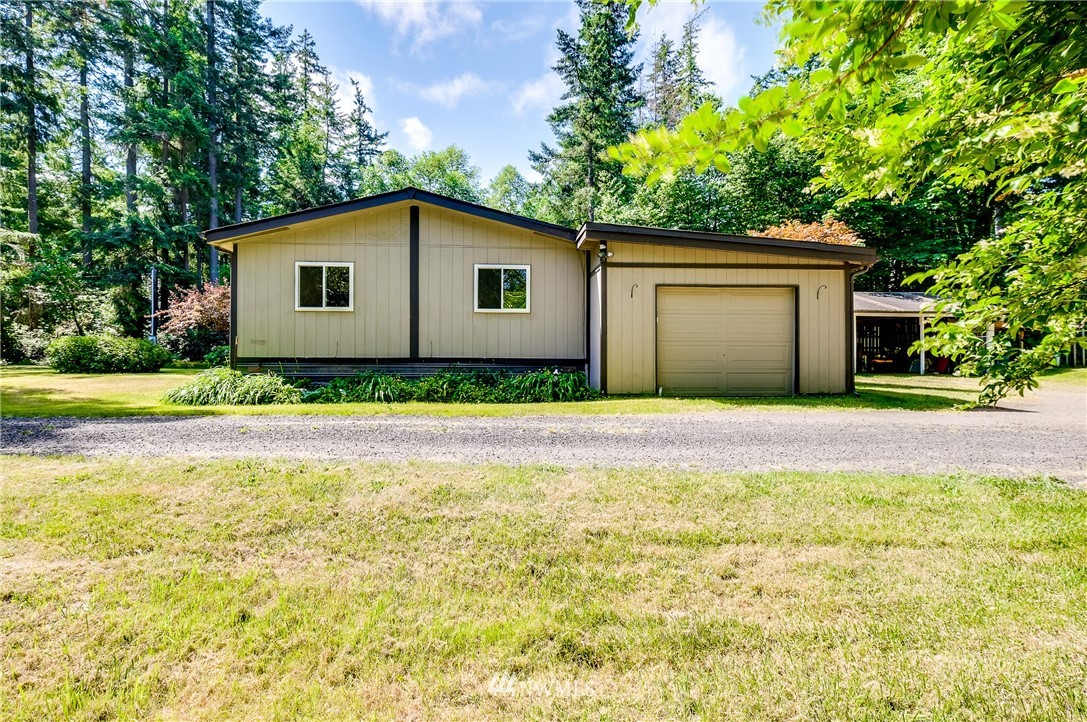 4760 Arvick Road Southeast Port Orchard, WA 98366 - Photo 4 of 39 Gallery Image 4