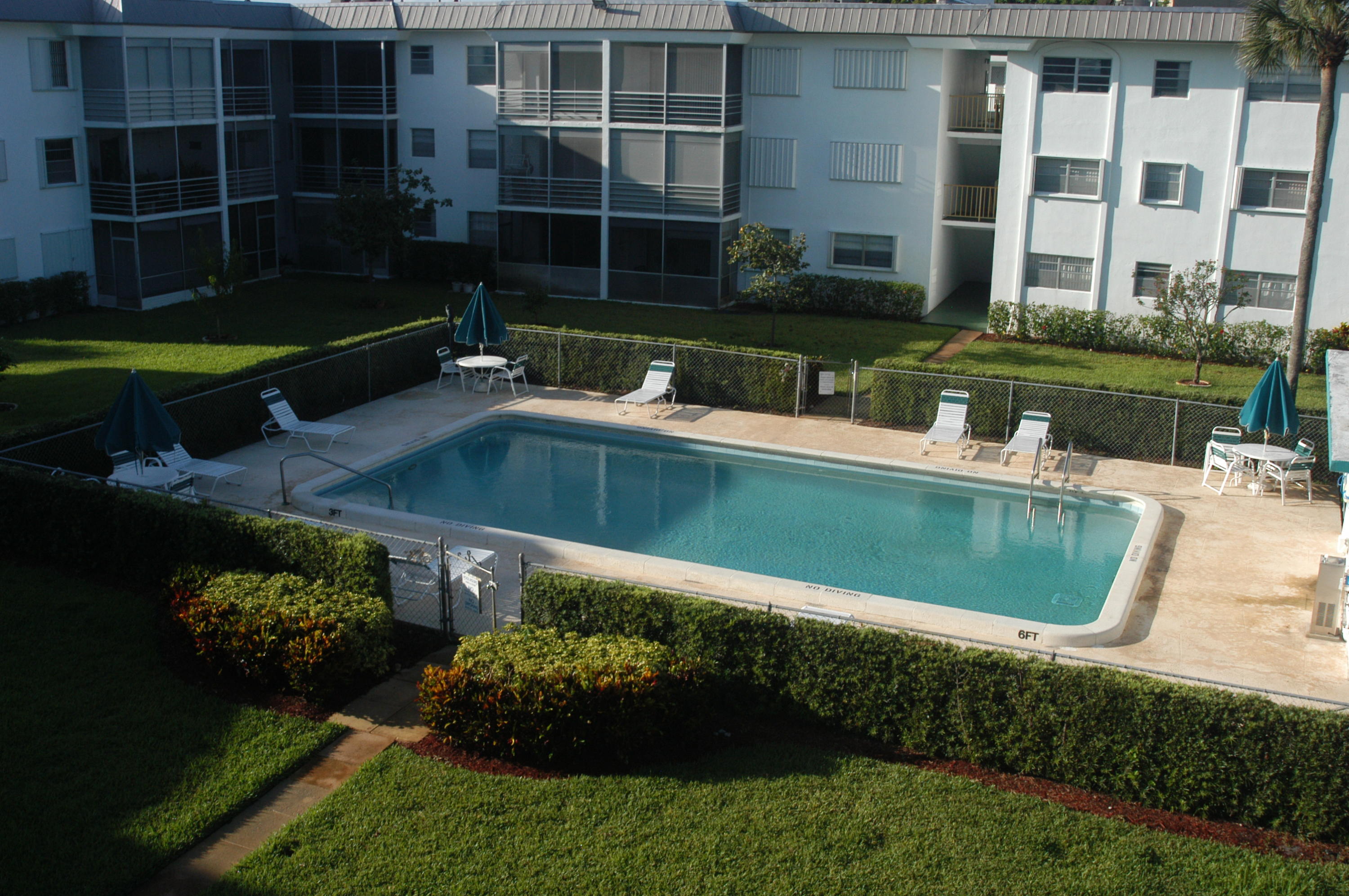 5501 Northwest 2nd Avenue, Unit 304 Boca Raton, FL 33487 - Photo 3 of 12 Pool SE
