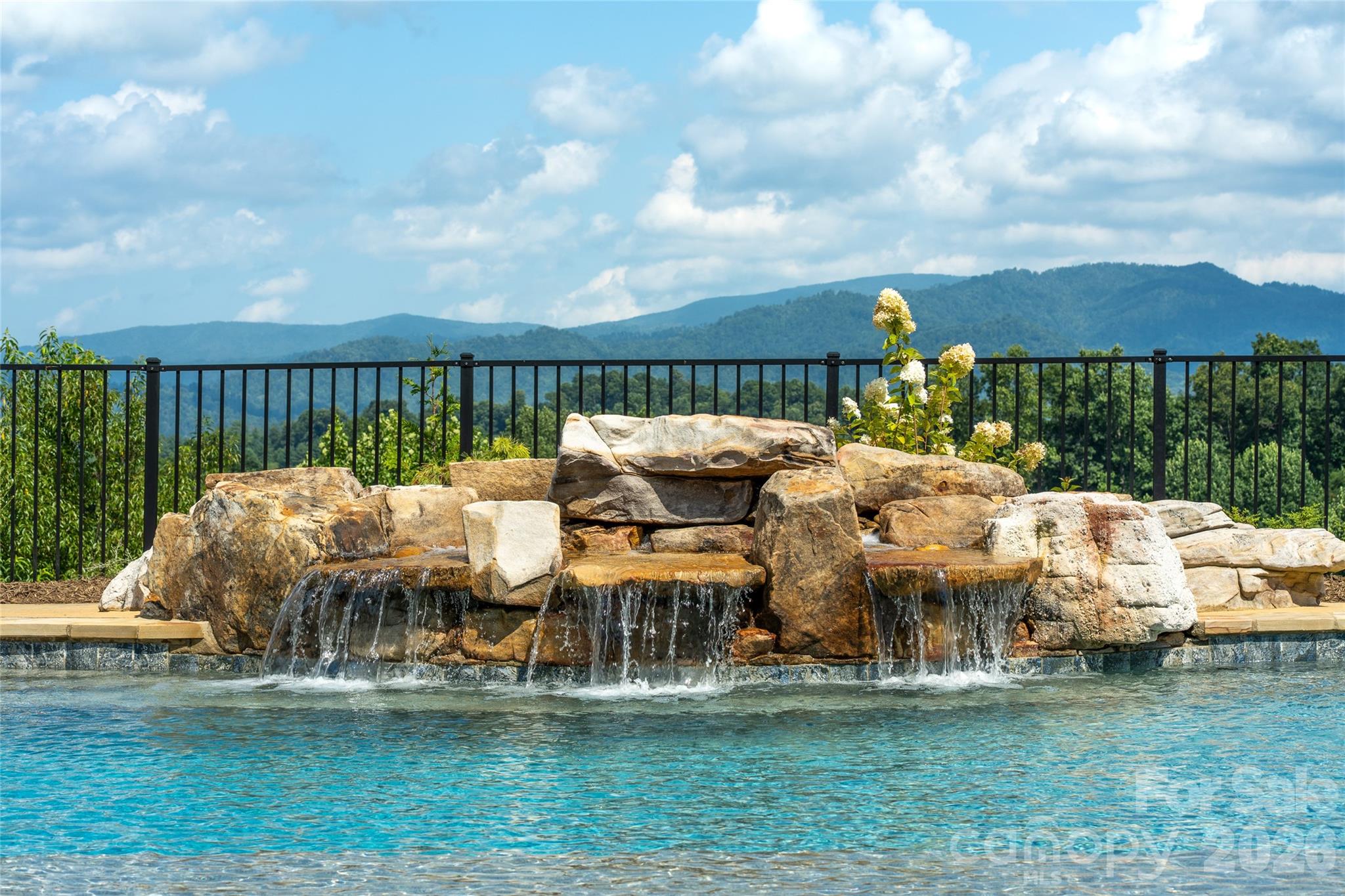 946 Ridge Road Green Mountain, NC 28740 - Photo 8 of 48 Gallery Image 8