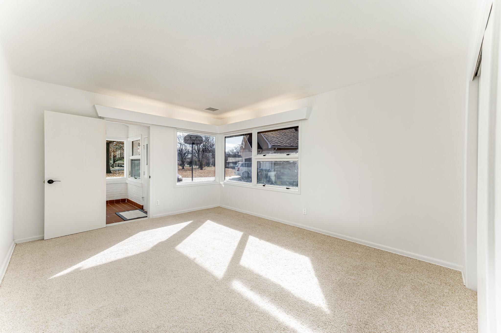 407 South Wetmore Street Wichita, KS 67209 - Photo 23 of 36