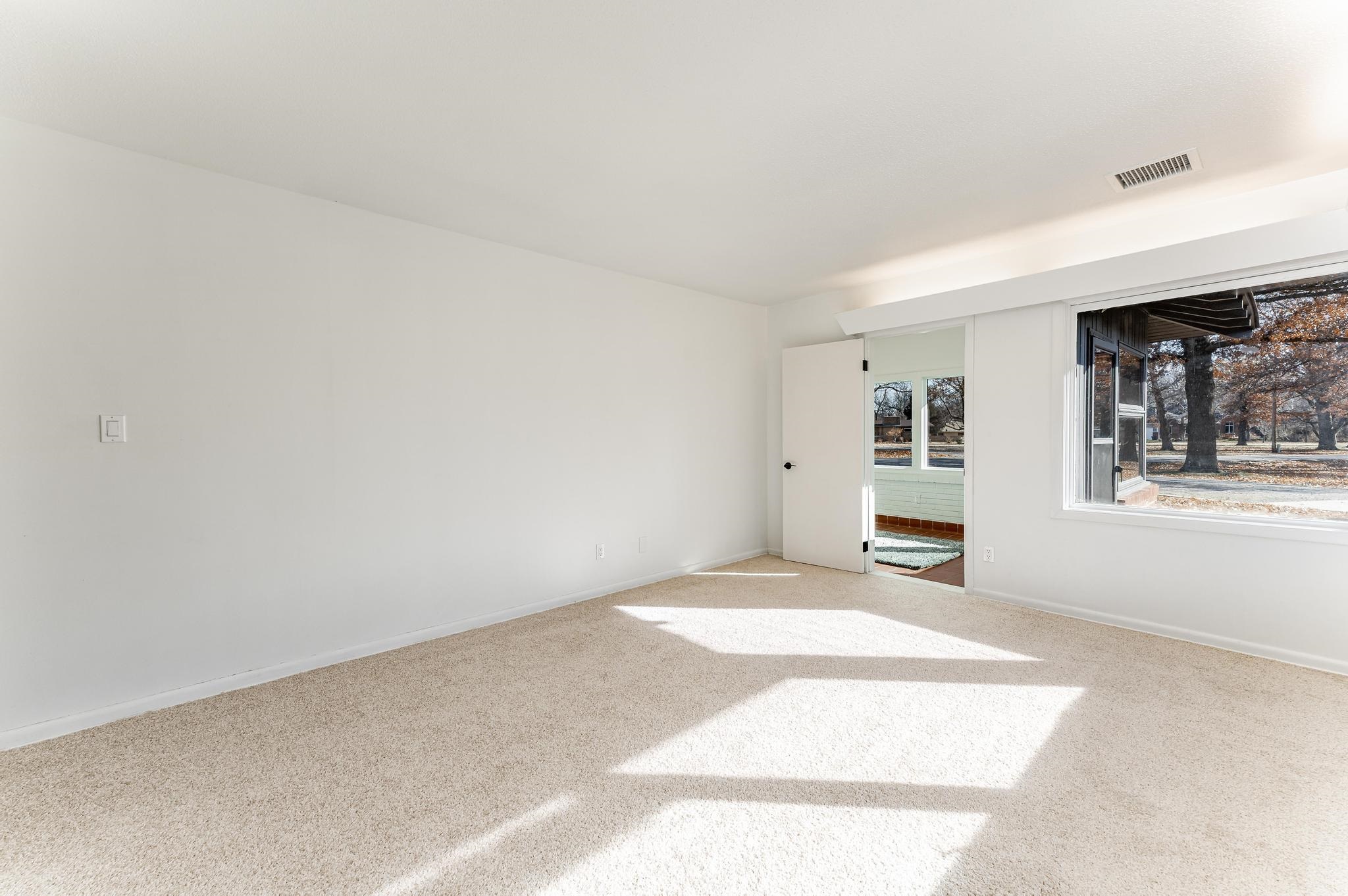 407 South Wetmore Street Wichita, KS 67209 - Photo 24 of 36