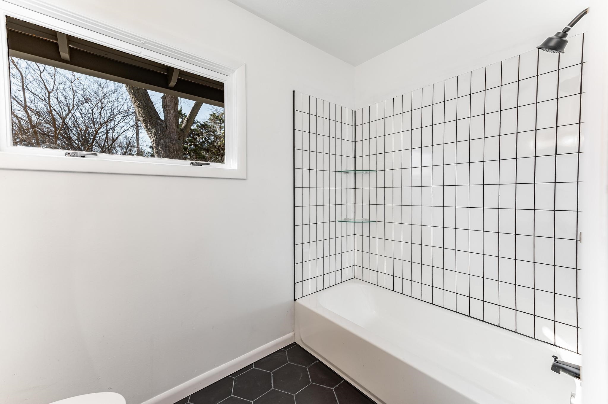 407 South Wetmore Street Wichita, KS 67209 - Photo 26 of 36