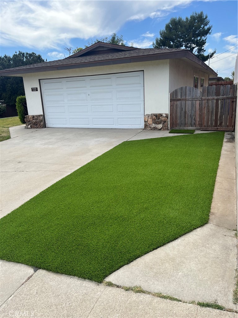717 Naramore Way Redondo Beach, CA 90278 - Photo 16 of 16 a backyard of a house with table and chairs