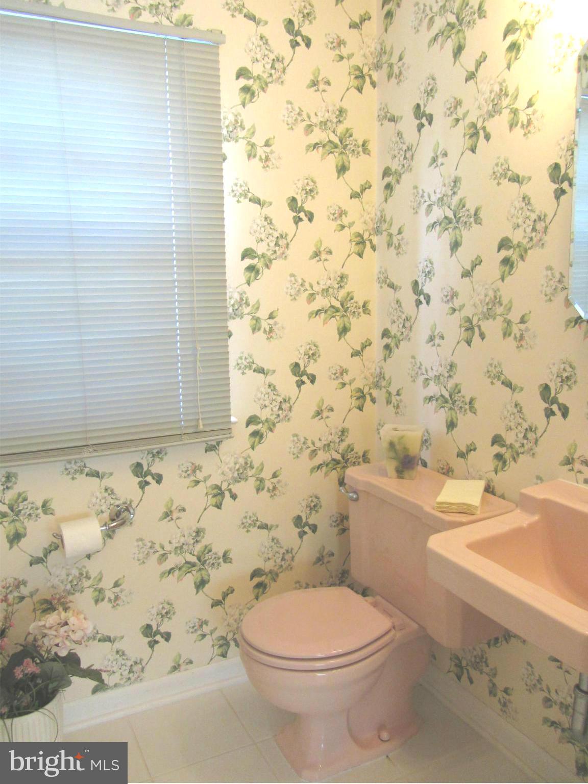 601 Sadler Road Baltimore, MD 21286 - Photo 15 of 30 Powder Room