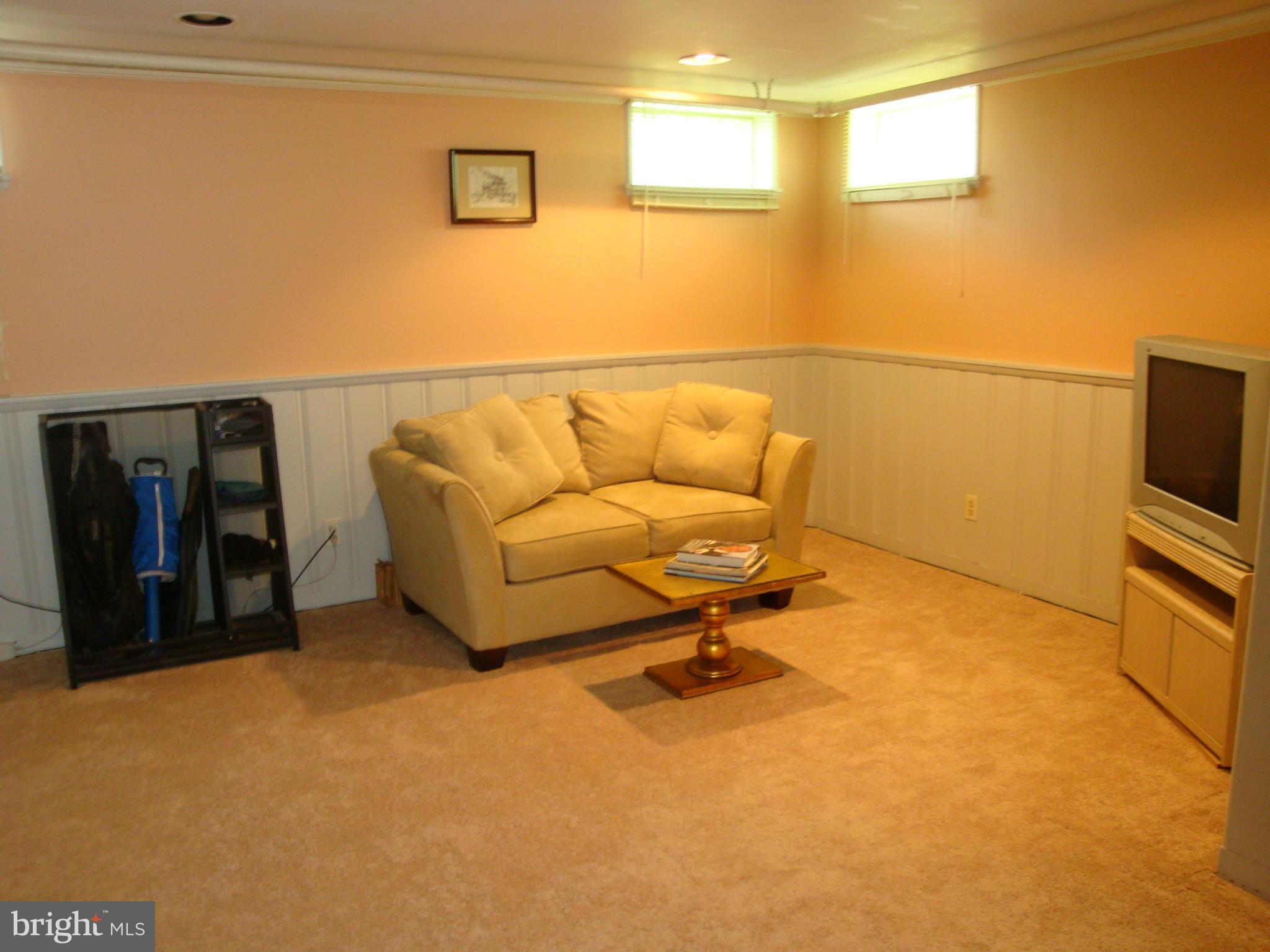 601 Sadler Road Baltimore, MD 21286 - Photo 20 of 30 Interior (General)