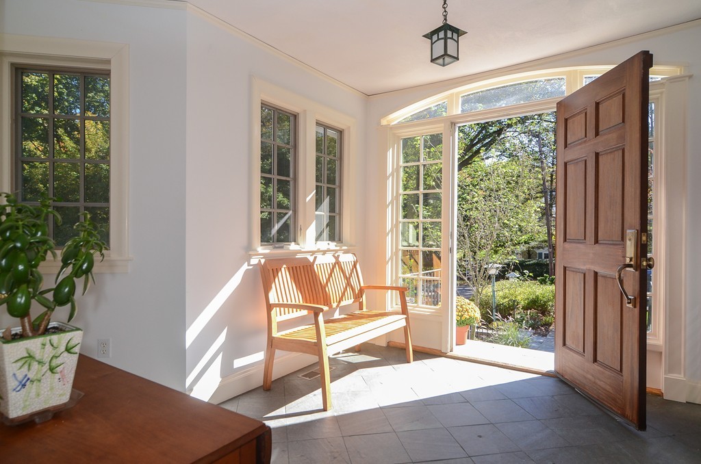 21 Franklin Road Wellesley, MA 02481 - Photo 2 of 18