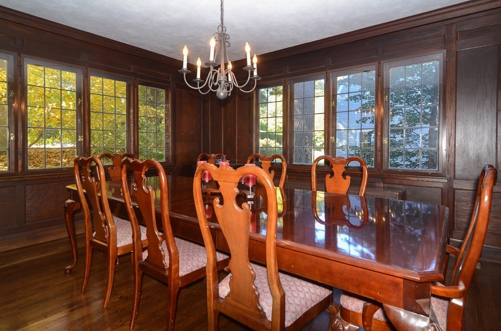 21 Franklin Road Wellesley, MA 02481 - Photo 5 of 18