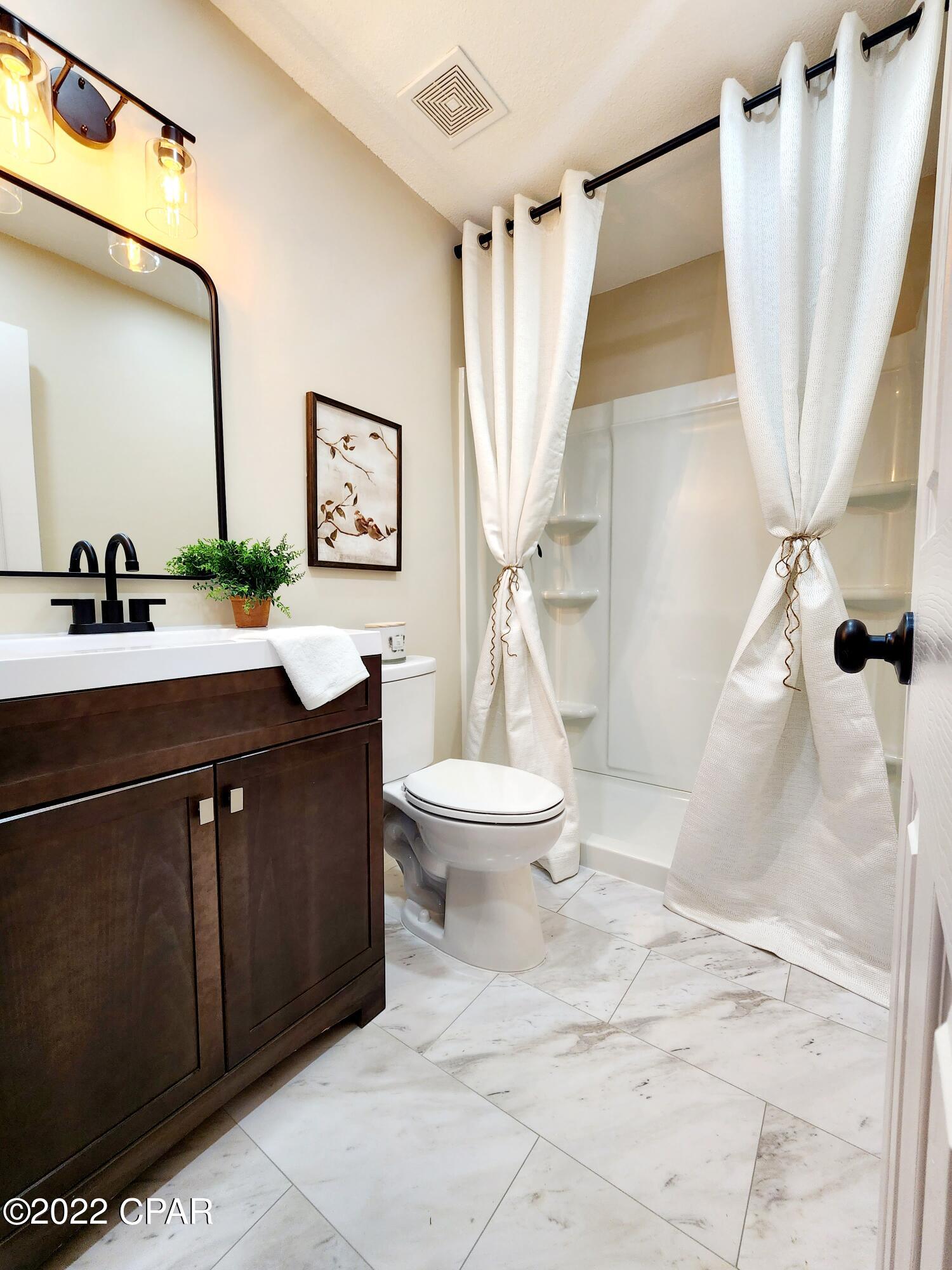 2111 Crooms Road Cottondale, FL 32431 - Photo 25 of 29