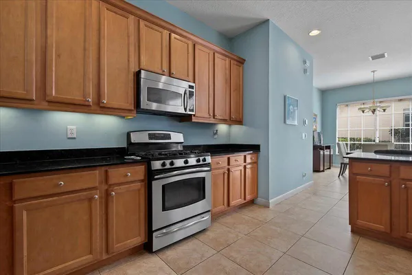 $4,500 | 82 Stoney Drive, Palm Beach Gardens, FL 33410