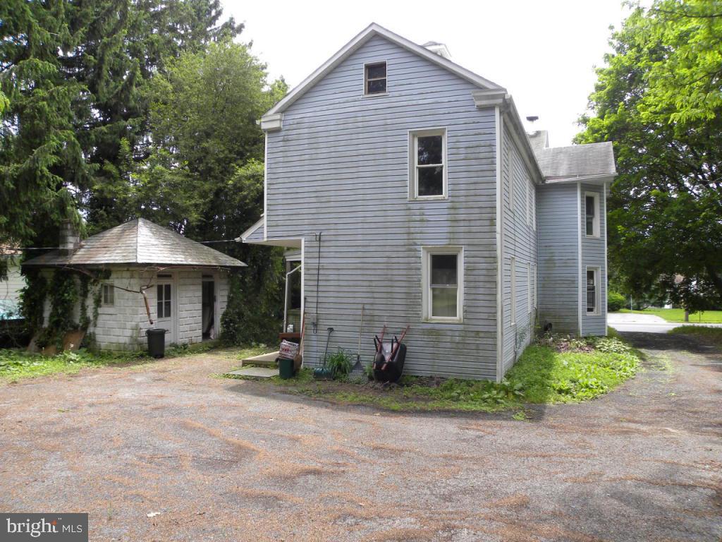 441 Delp Road Lancaster, PA 17601 - Photo 2 of 10 Gallery Image 2