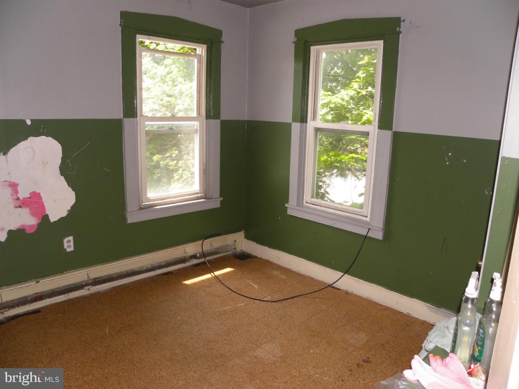 441 Delp Road Lancaster, PA 17601 - Photo 8 of 10 Gallery Image 8