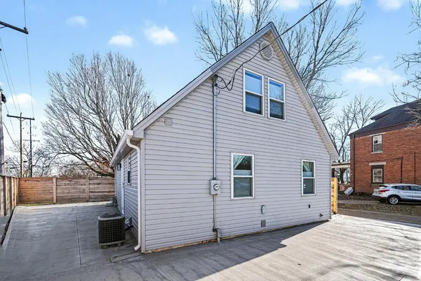 $299,900 | 1179 Ridge Avenue, Lawrenceburg, IN 47025