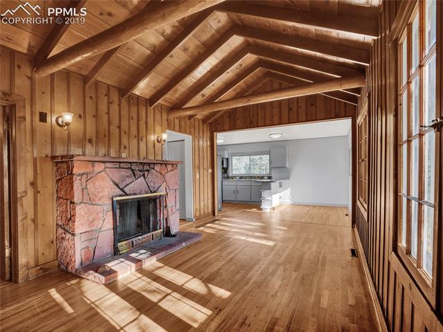9915 Mesa Road Cascade, CO 80809 - Photo 5 of 25