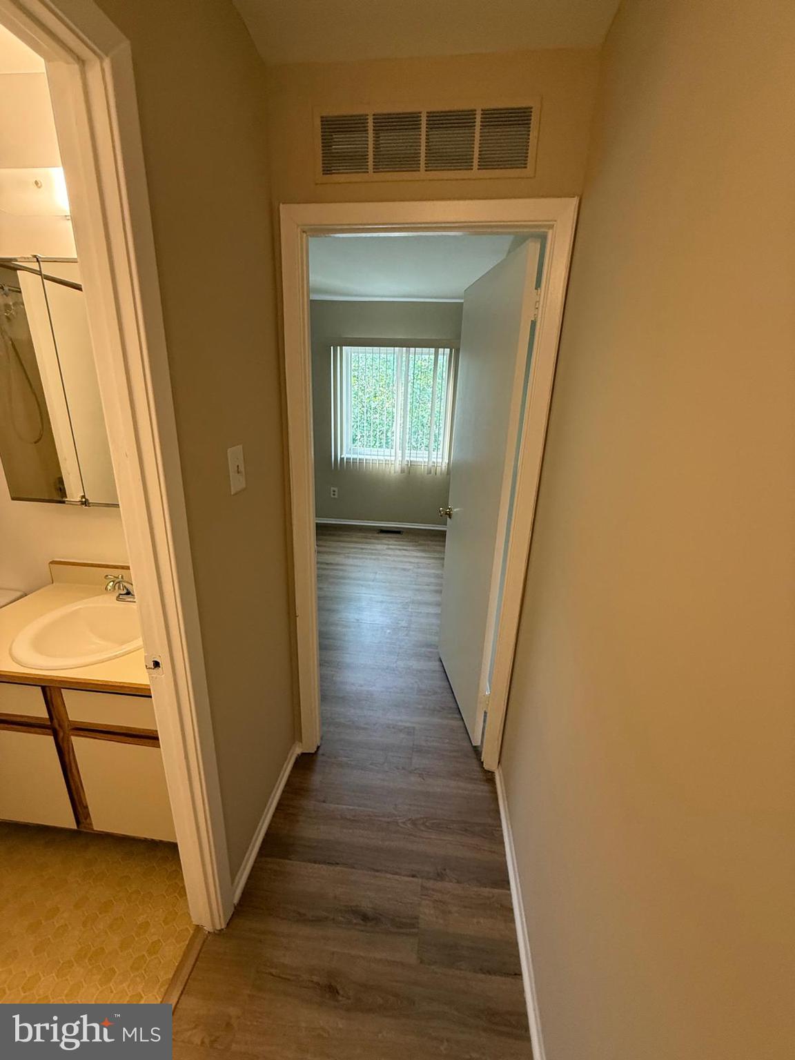 9388 Neil Road, Unit B Philadelphia, PA 19115 - Photo 35 of 37