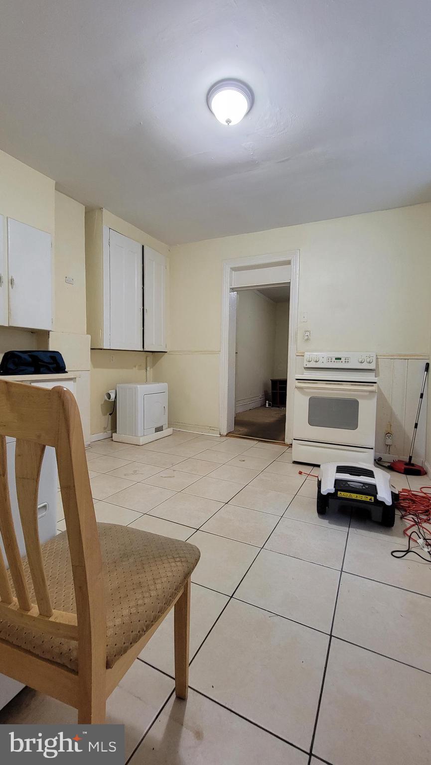 237 Spring Street Trenton, NJ 08618 - Photo 16 of 37 Gallery Image 16