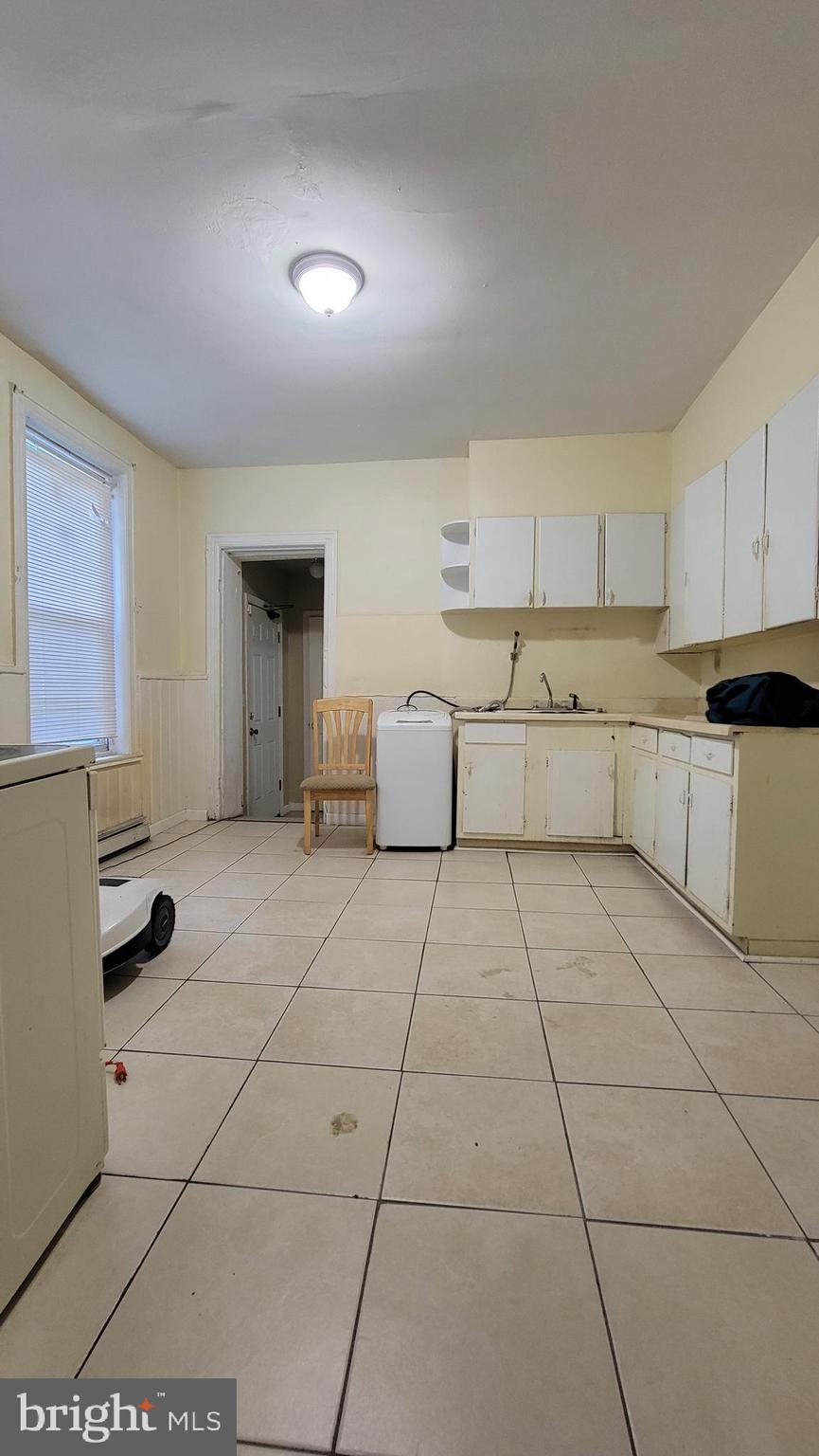 237 Spring Street Trenton, NJ 08618 - Photo 21 of 37 Gallery Image 21