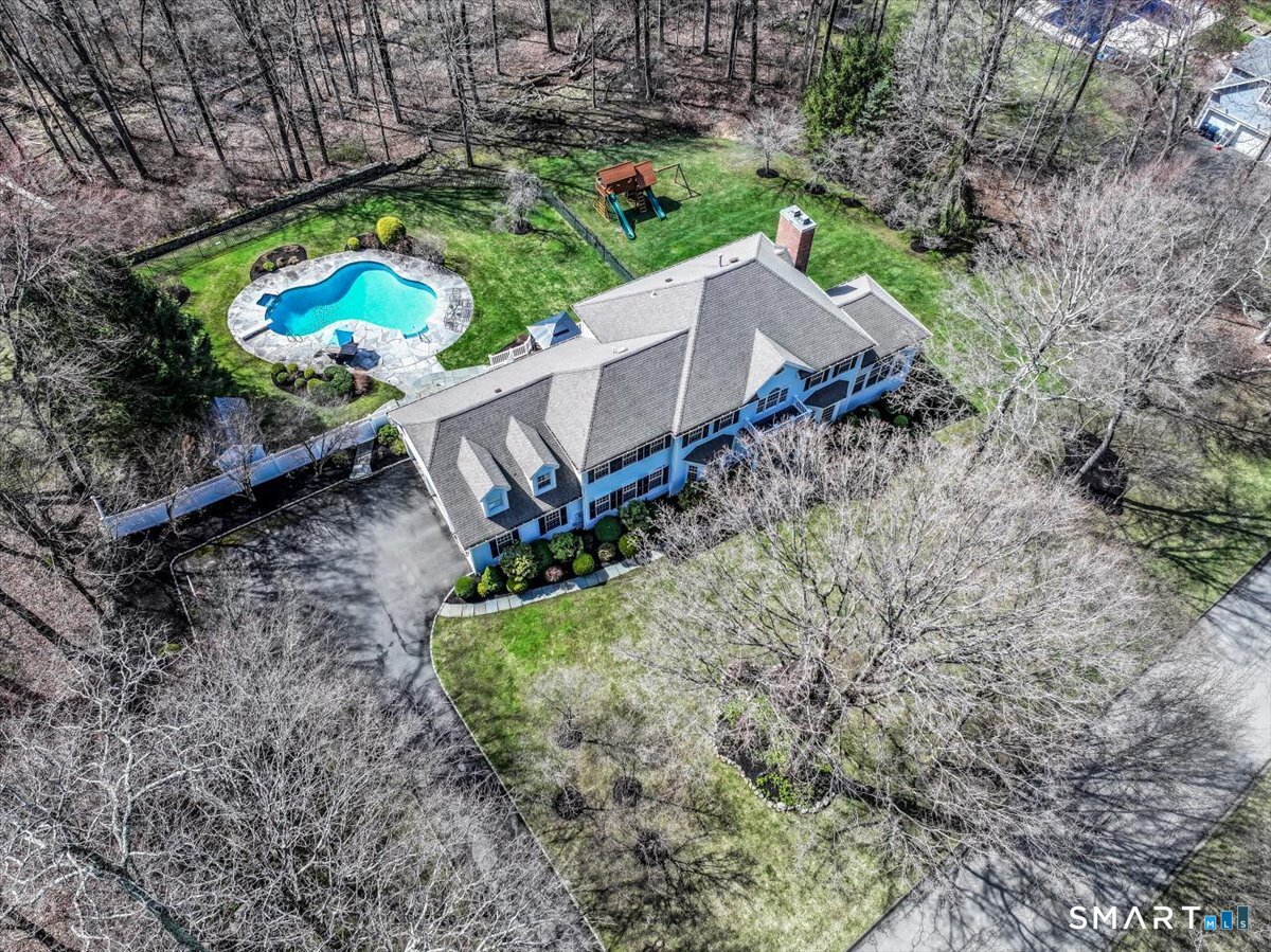 8 Encampment Place Ridgefield, CT 06877 - Photo 2 of 40 Aerial View