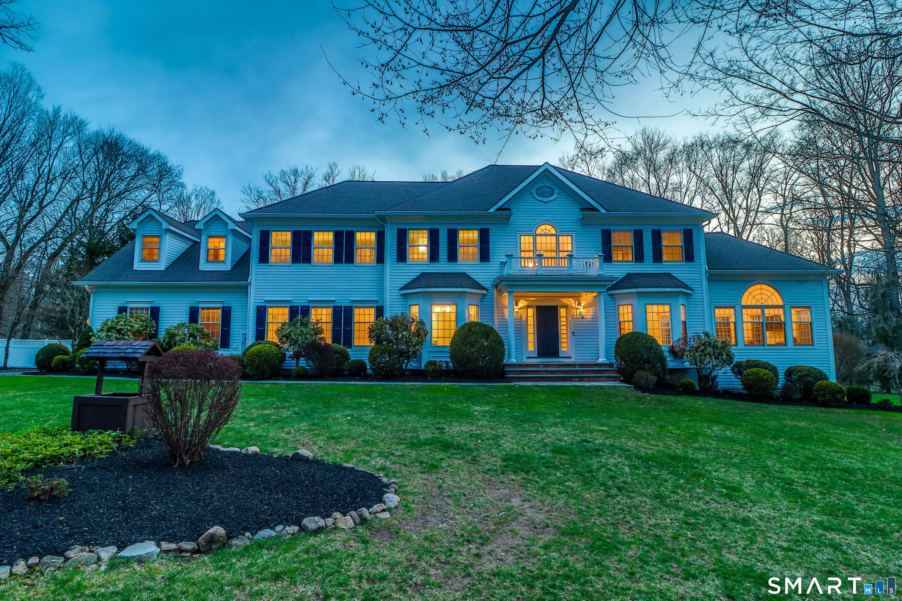 8 Encampment Place Ridgefield, CT 06877 - Photo 3 of 40 Front of Home