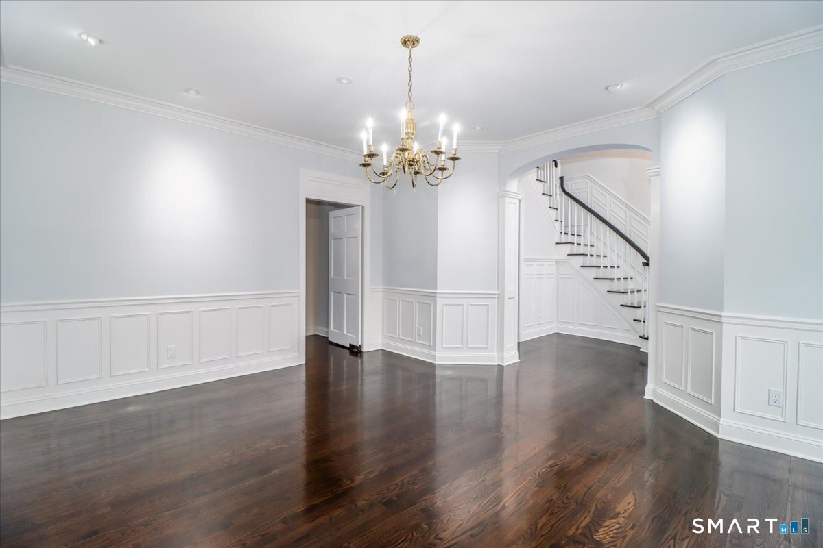 8 Encampment Place Ridgefield, CT 06877 - Photo 8 of 40 Formal Dining Room