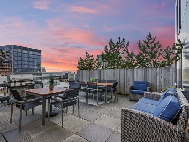 $1,319,000 | 346 Congress Street, Unit 302, Boston, MA 02210