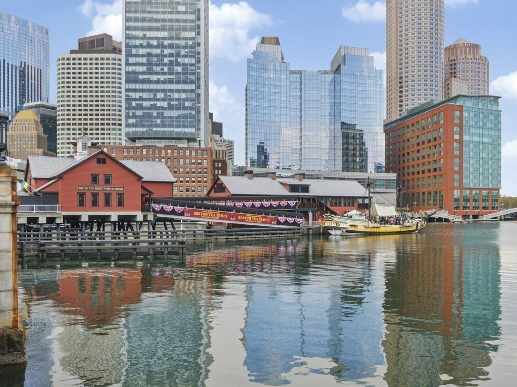 346 Congress Street, Unit 302 Boston, MA 02210 - Photo 21 of 22 a view of water with building and lake view
