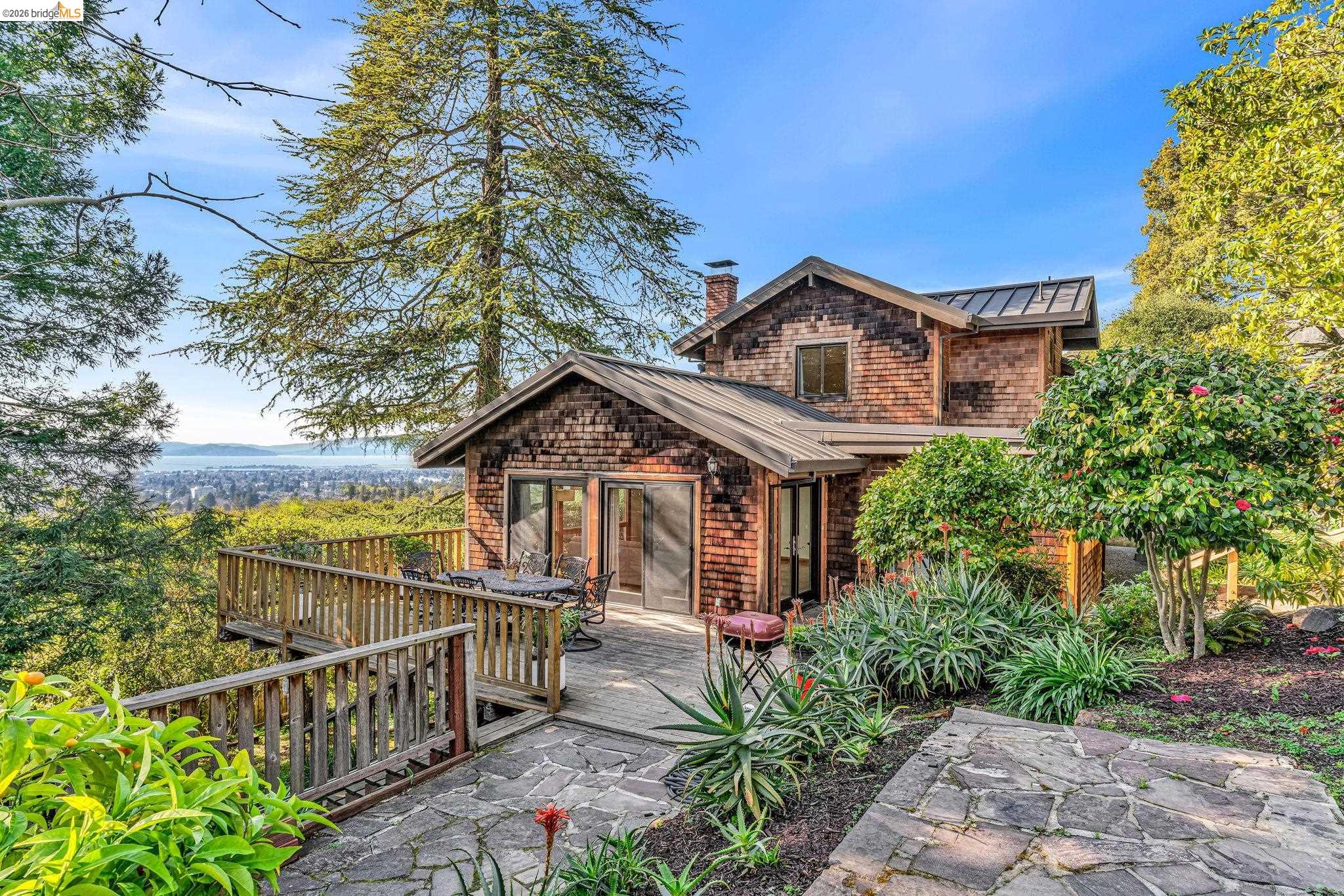 641 Alvarado Road Berkeley, CA 94705 - Photo 2 of 60