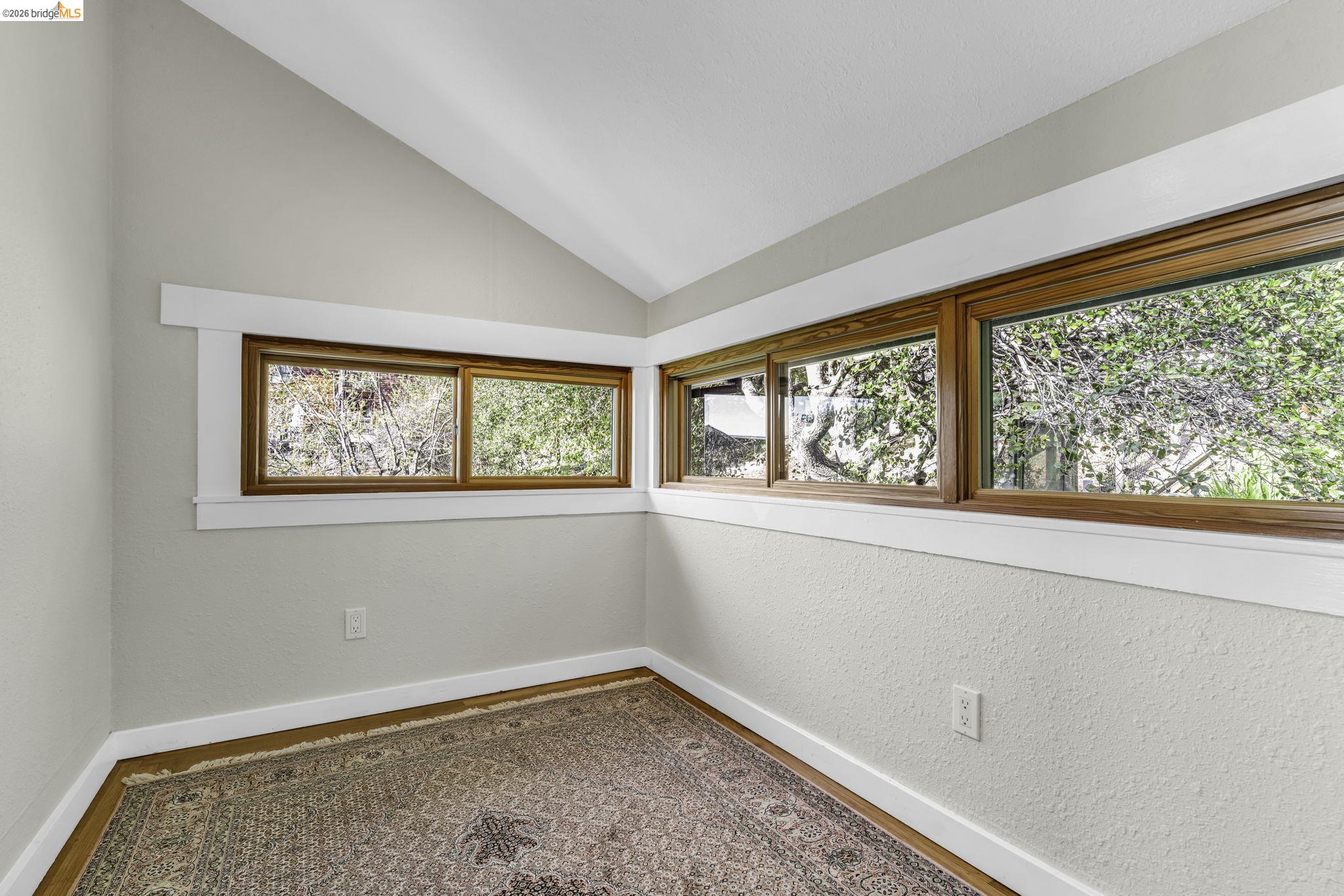 641 Alvarado Road Berkeley, CA 94705 - Photo 40 of 60