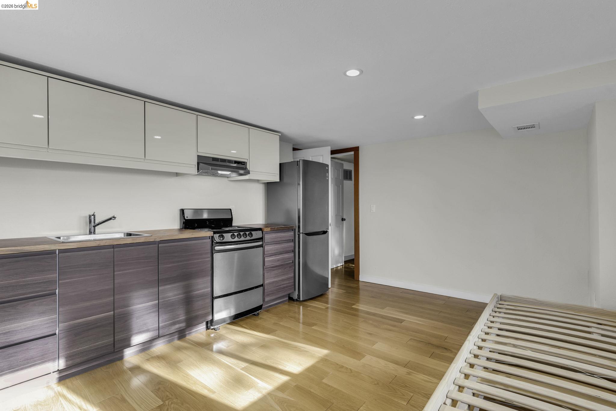 641 Alvarado Road Berkeley, CA 94705 - Photo 45 of 60