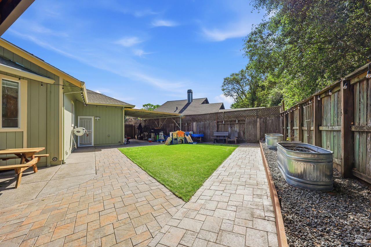 164 Fulton Place Windsor, CA 95492 - Photo 36 of 50 a view of a back yard with a patio
