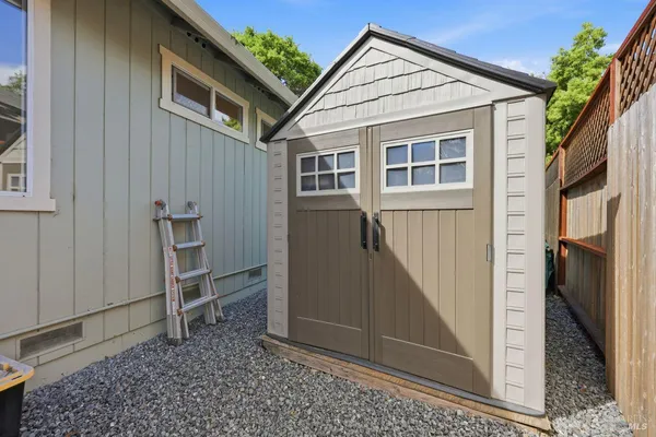 $795,000 | 164 Fulton Place, Windsor, CA 95492