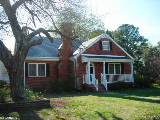 9131 Rutland Road Mechanicsville, VA 23116 - Photo 1 of 12 Exterior Front - TERRIFIC CURB APPEAL